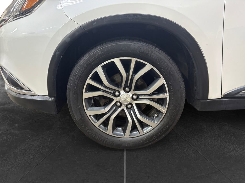 Used 2016 Mitsubishi Outlander GT image 9