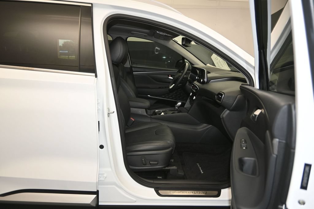 Used 2019 Hyundai Santa Fe FWD image 29