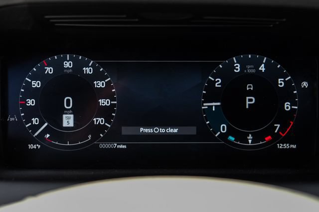New 2026 Land Rover Discovery Sport Landmark AWD/4WD image 25