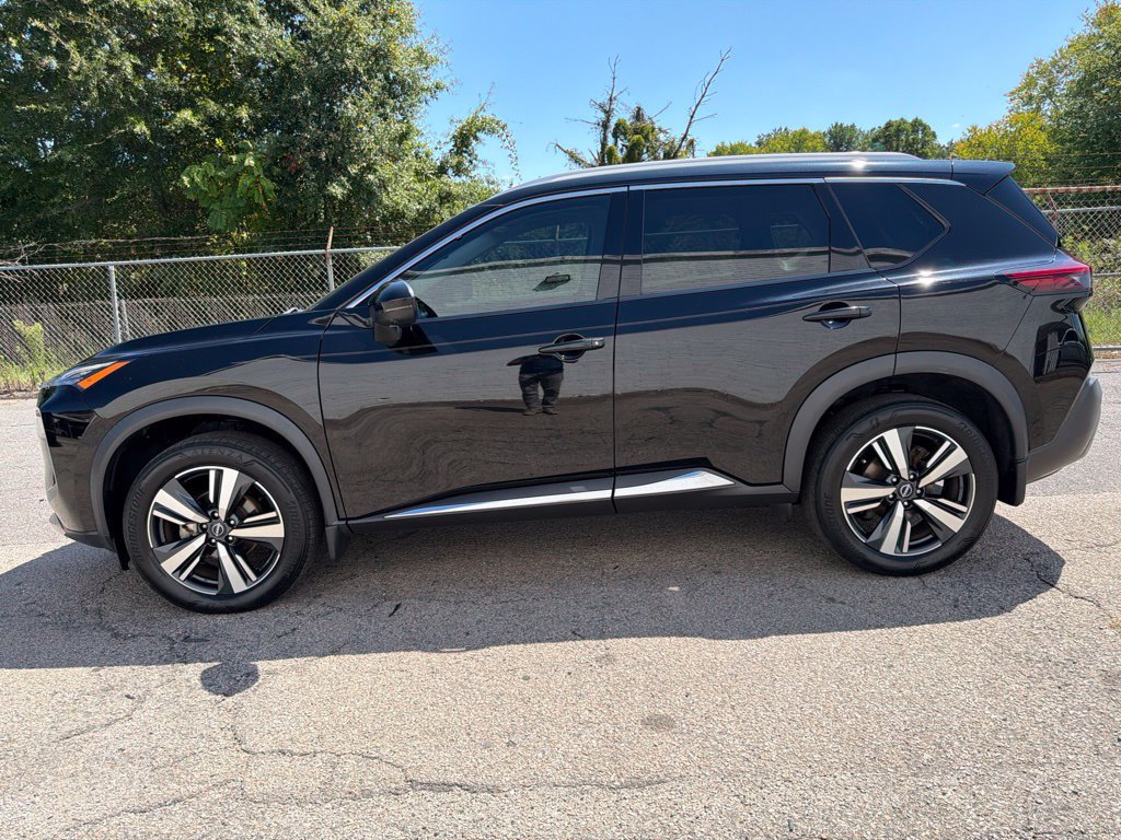 Used 2023 Nissan Rogue SL FWD image 5