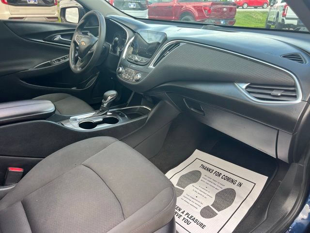 Used 2021 Chevrolet Malibu LT FWD image 25