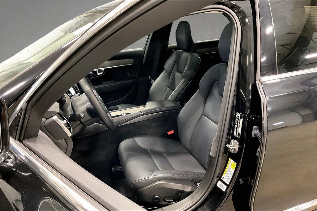 Certified 2023 Volvo S90 B6 Plus w/ Protection Package Premier AWD/4WD image 21