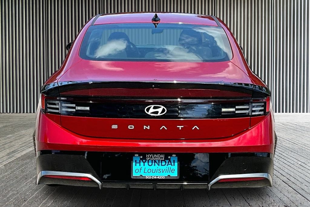 Used 2025 Hyundai Sonata SEL FWD image 5