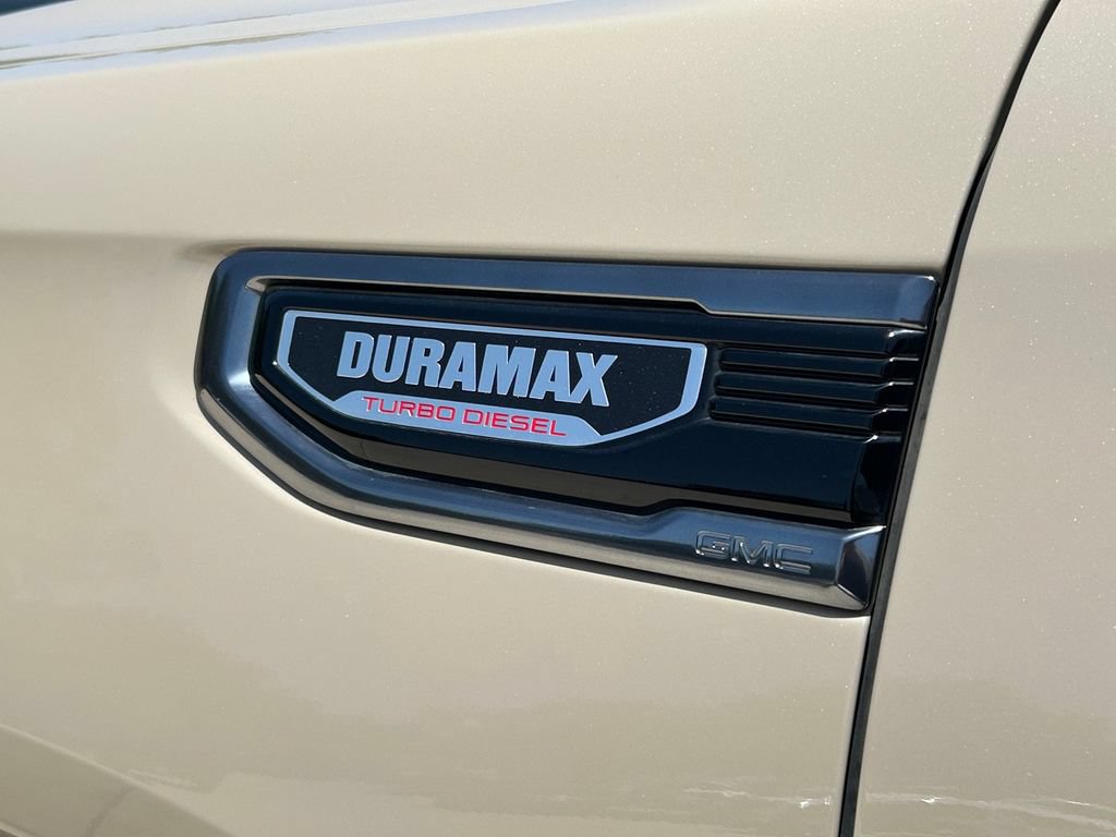 Used 2023 GMC Sierra 1500 AT4 w/ AT4 Premium Package AWD/4WD image 15