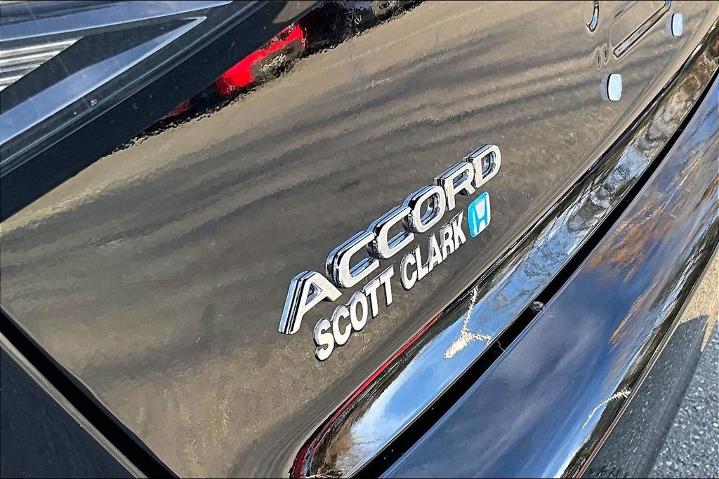 Used 2025 Honda Accord Sport image 25