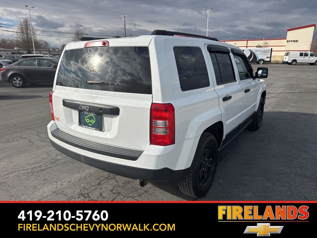 Used 2016 Jeep Patriot Sport image 5