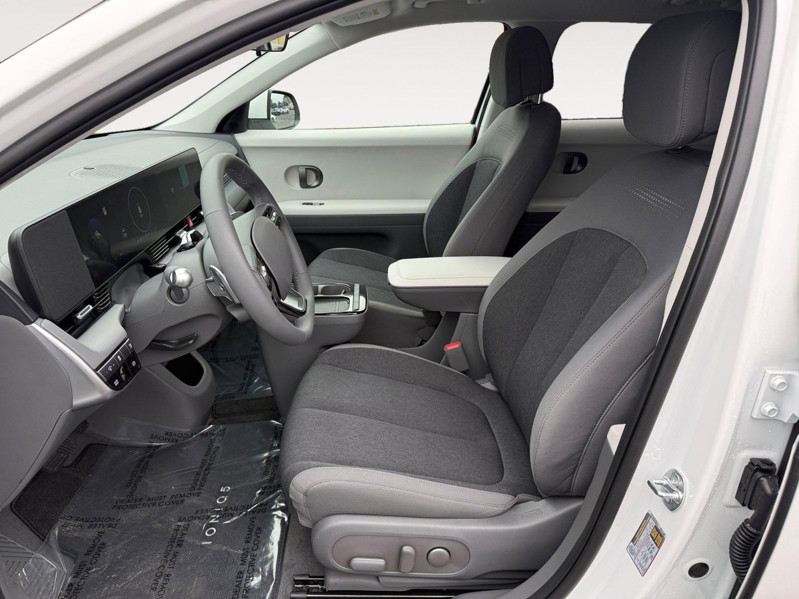 Certified 2025 Hyundai Ioniq 5 SE image 10