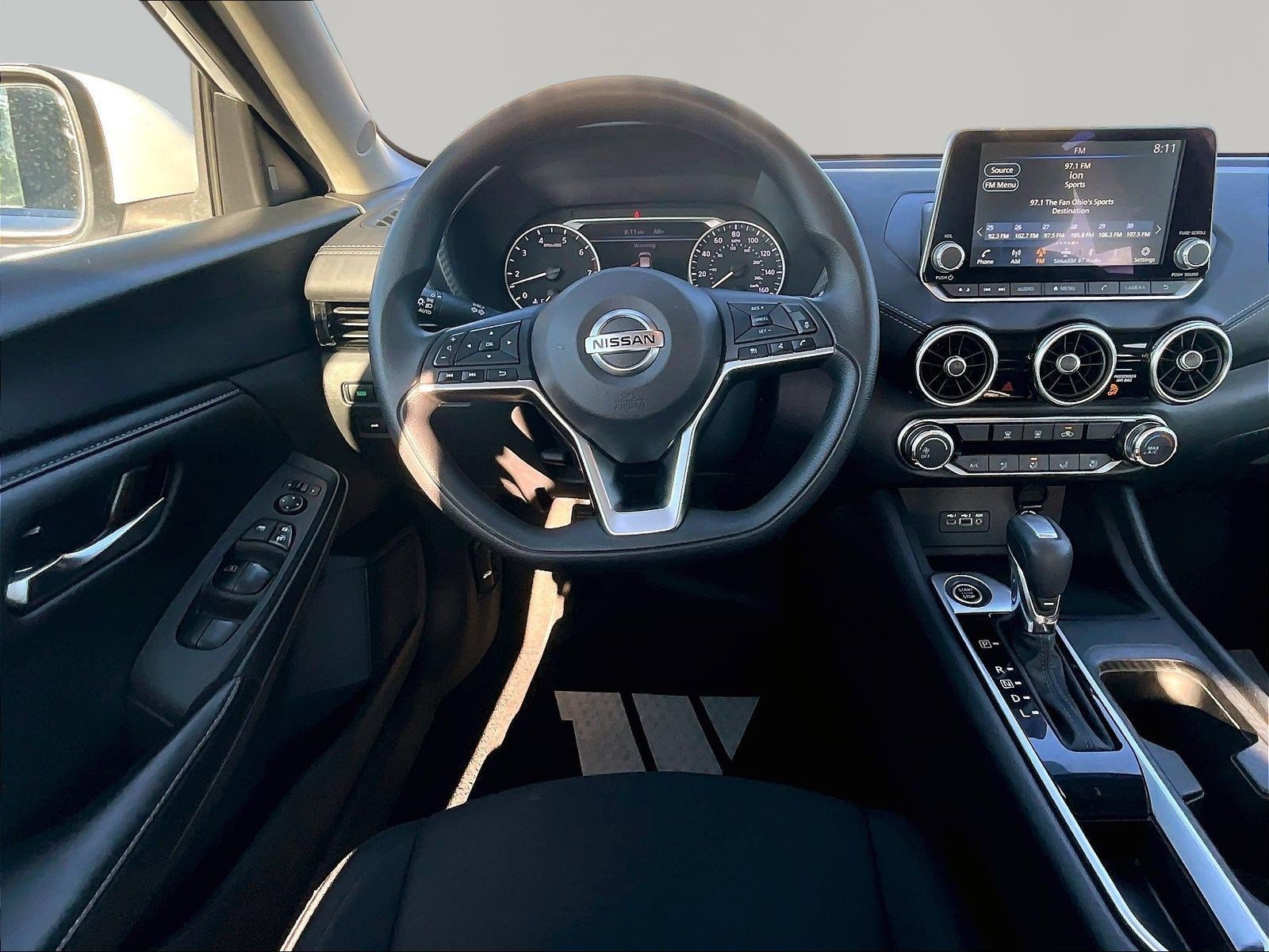 Used 2023 Nissan Sentra SV FWD image 8