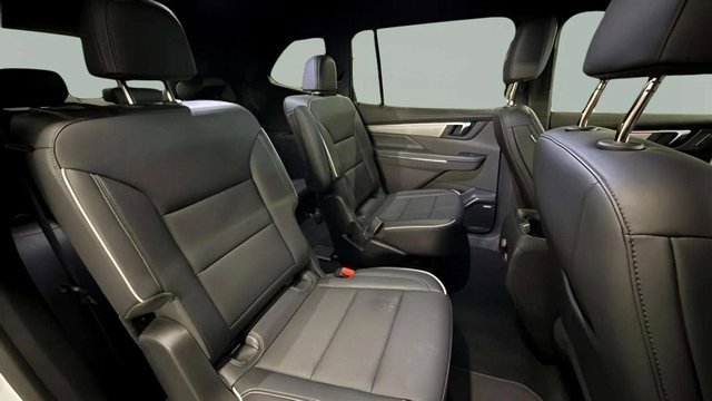 Used 2025 Buick Enclave Preferred image 24