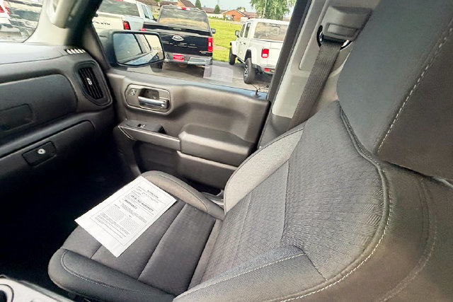 Used 2022 Chevrolet Silverado 1500 Custom AWD/4WD image 14