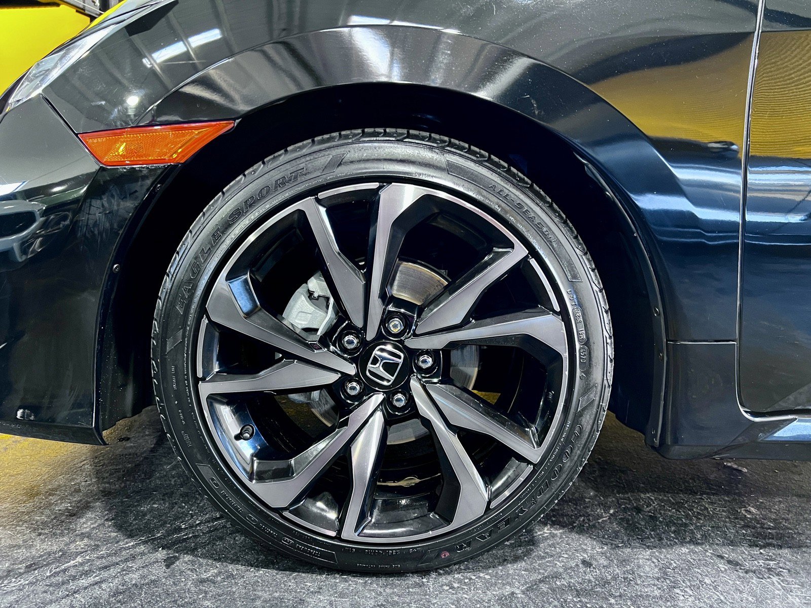 Used 2021 Honda Civic Sport image 25