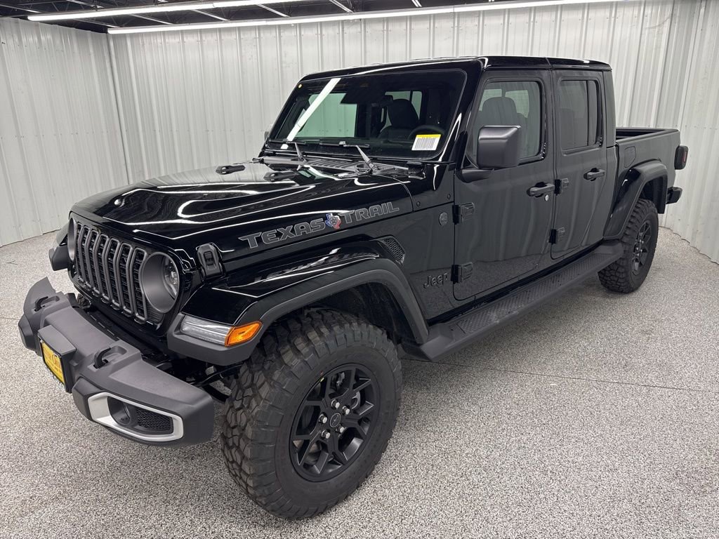 New 2026 Jeep Gladiator Sport image 3