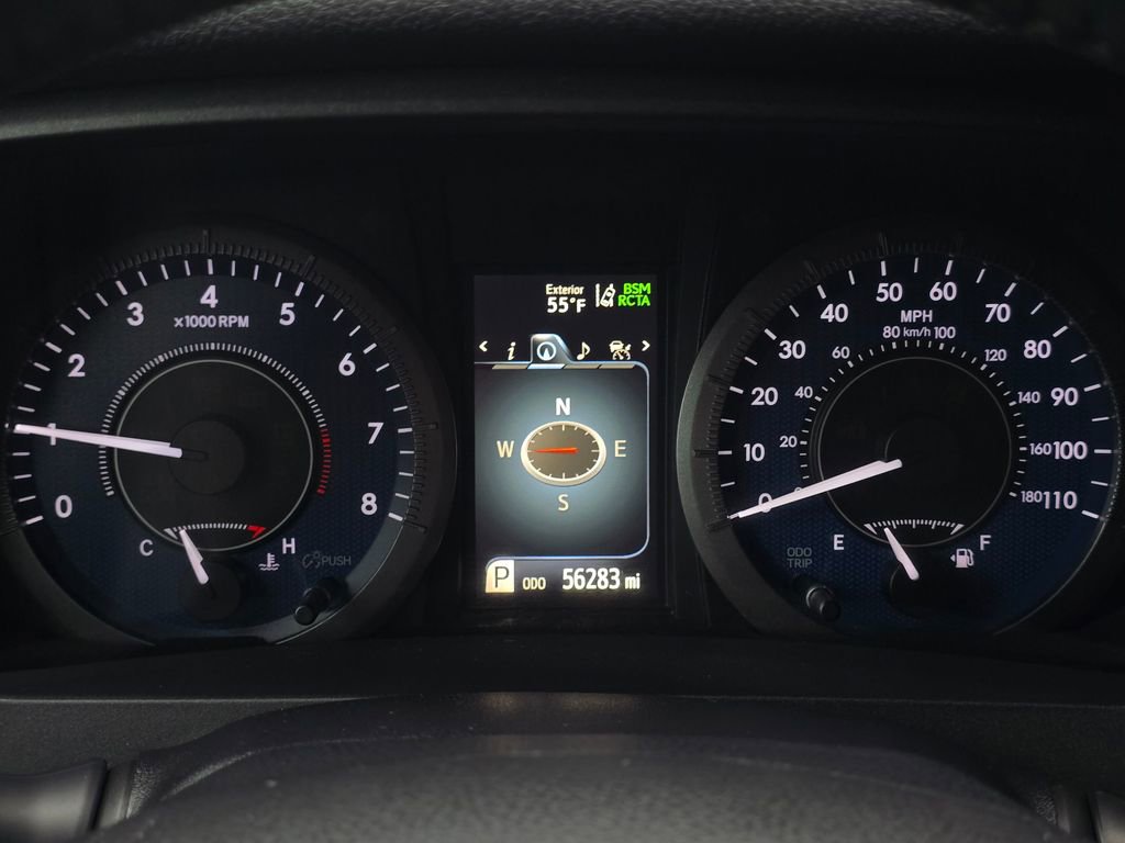 Used 2020 Toyota Sienna Limited image 35