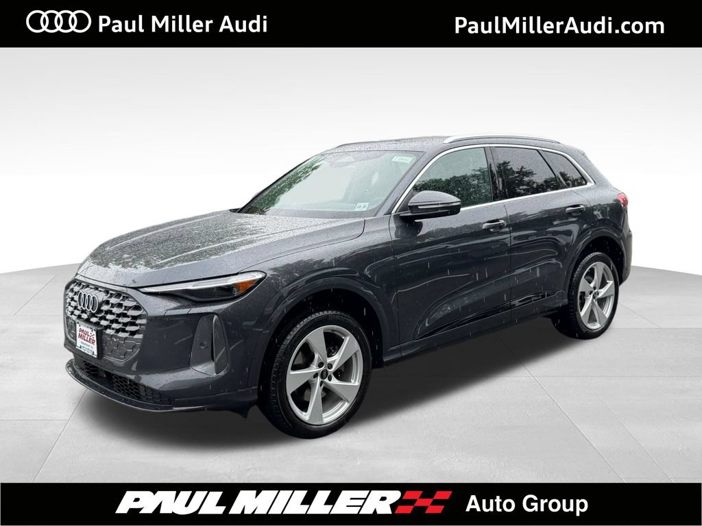 Used 2025 Audi Q5 Premium Plus w/ Premium Plus