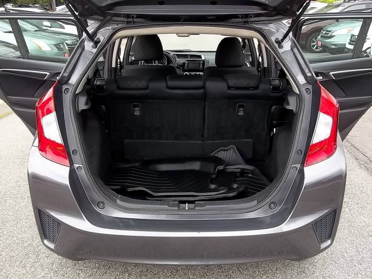 Used 2015 Honda Fit LX image 27