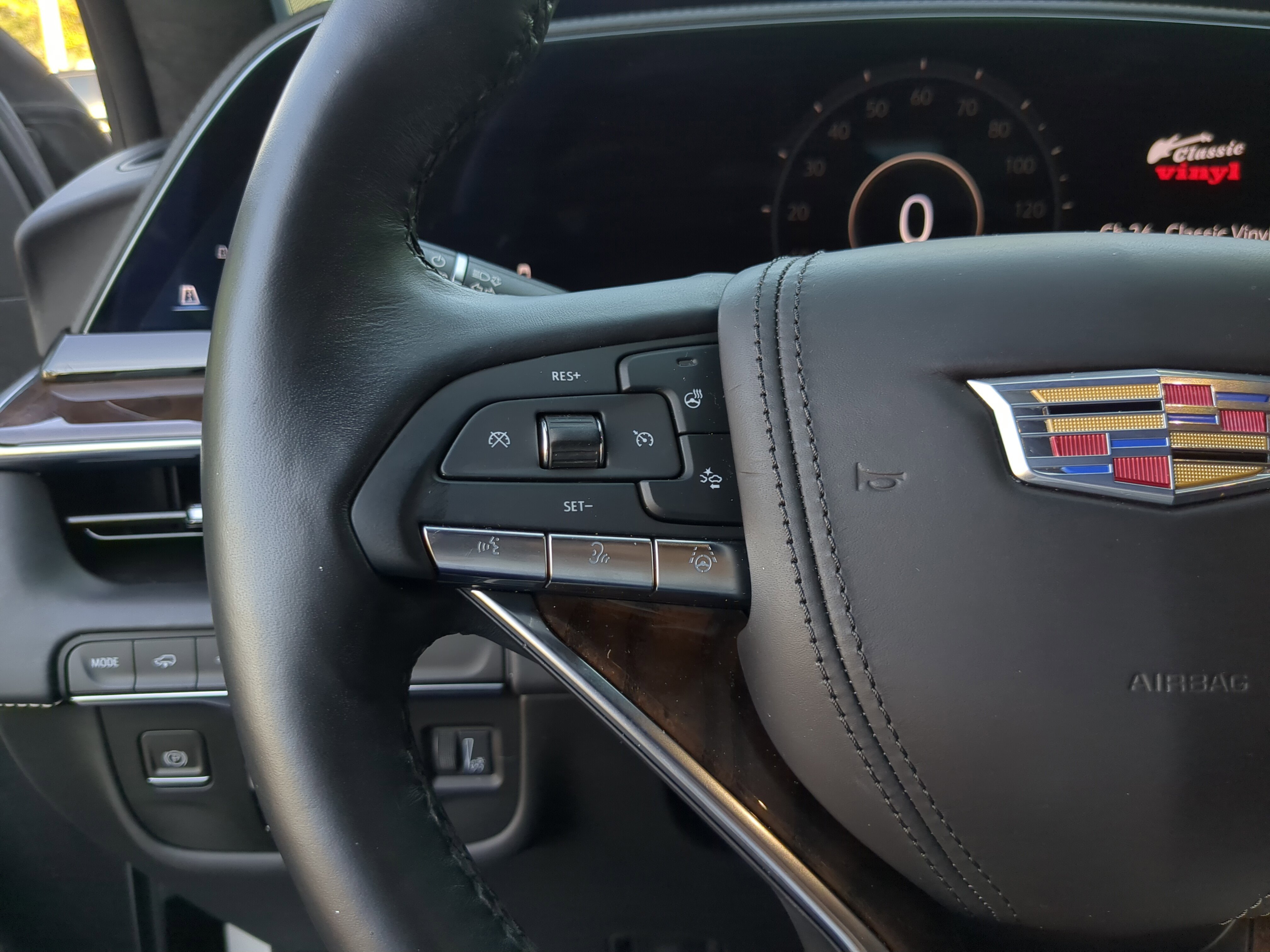 Used 2022 Cadillac Escalade Sport Platinum image 32