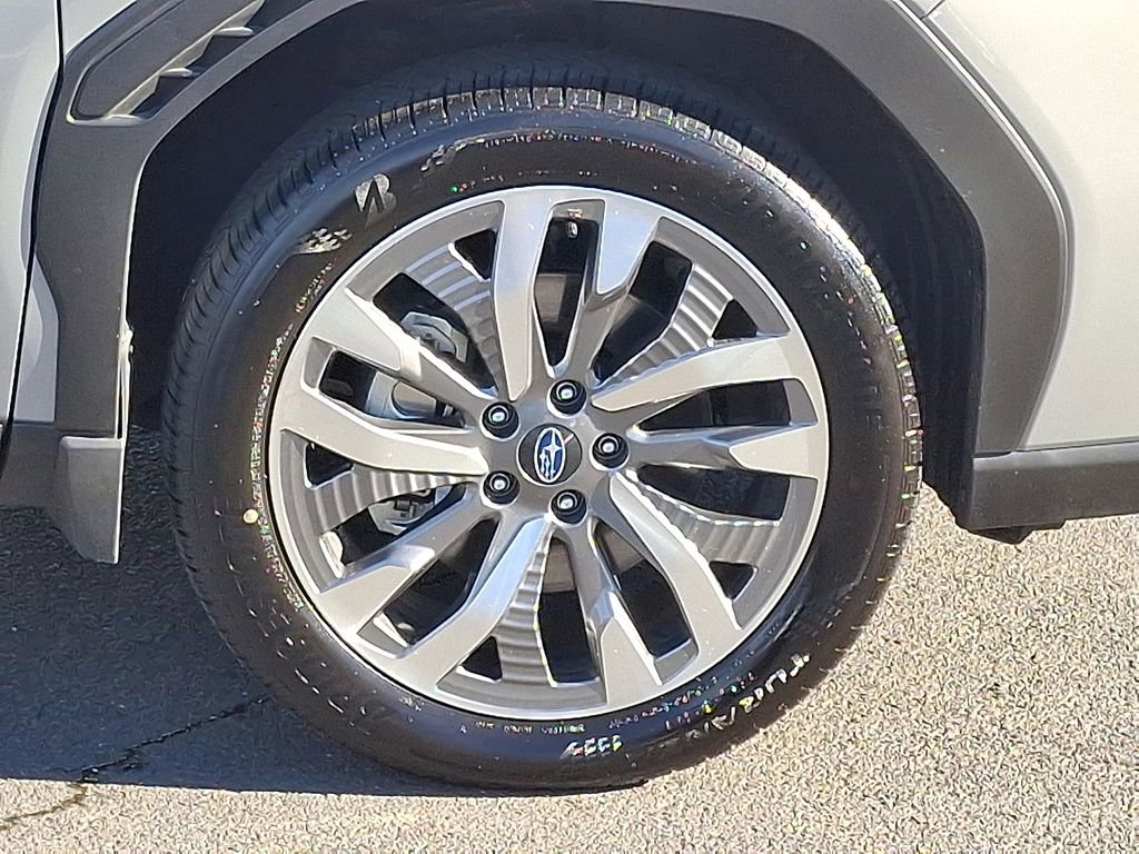 Used 2025 Subaru Forester Touring image 8