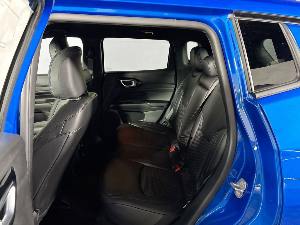 New 2026 Jeep Compass Latitude AWD/4WD image 19