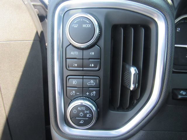 Used 2022 GMC Sierra 1500 AT4 w/ AT4 Premium Package AWD/4WD image 14