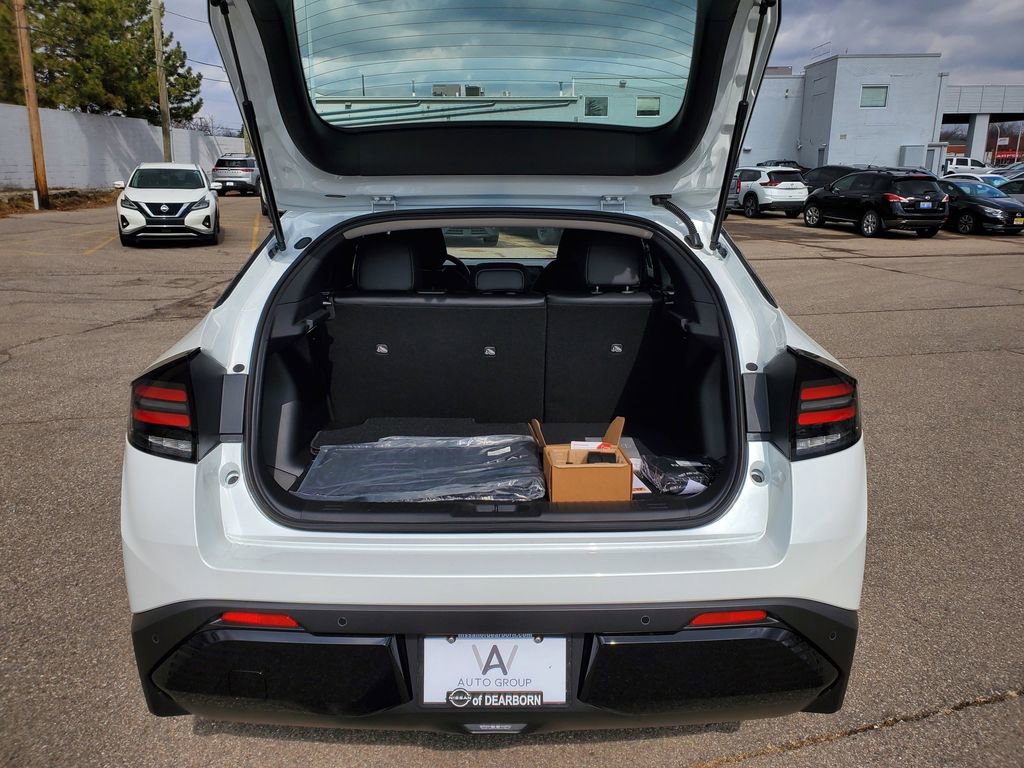 New 2026 Nissan Leaf SV+ image 9