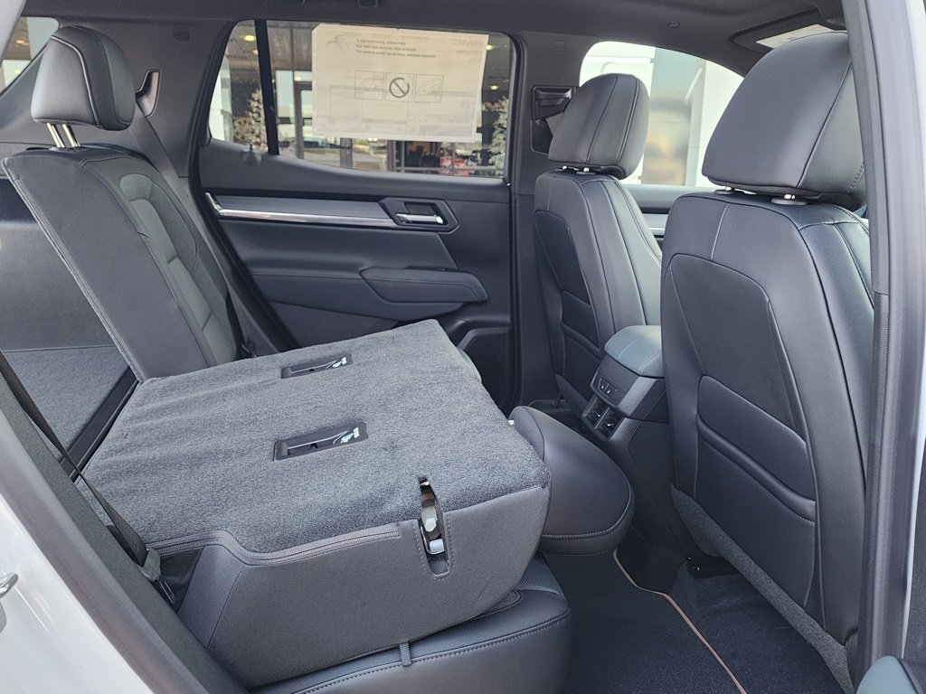 New 2026 GMC Terrain AT4 w/ Convenience Package III image 46