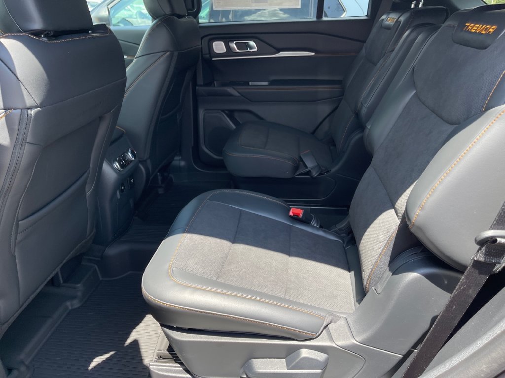 New 2026 Ford Explorer Tremor w/ Tremor Ultimate Package AWD/4WD image 8