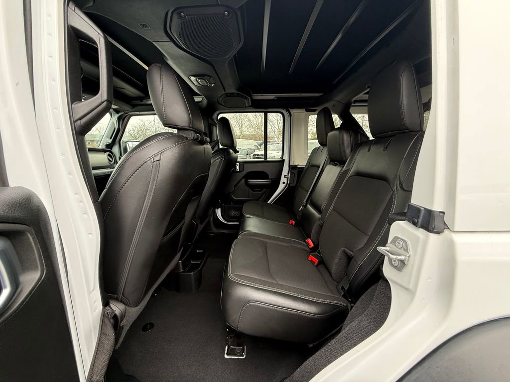 Used 2021 Jeep Wrangler Unlimited Sport image 17