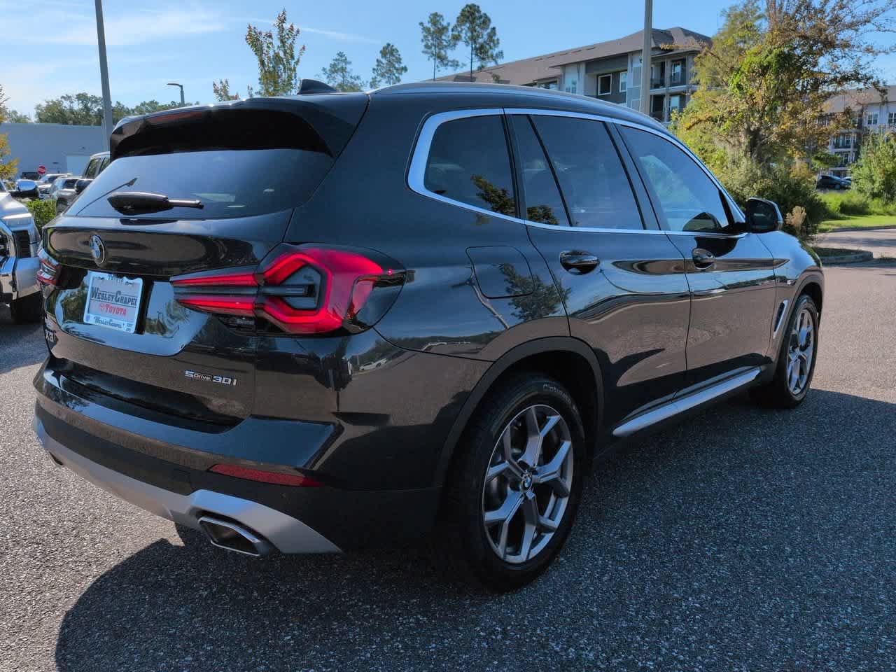 Used 2024 BMW X3 sDrive30i w/ Premium Package RWD image 6