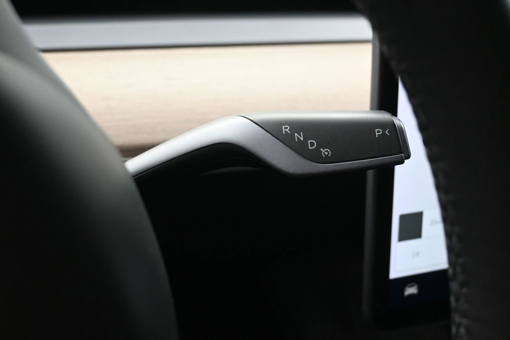 Used 2021 Tesla Model Y 2WD image 25