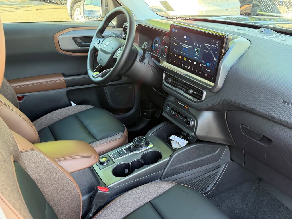 Used 2025 Ford Bronco Sport Outer Banks w/ Outer Banks Tech Package+ image 11