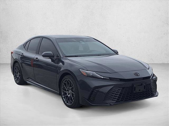 Certified 2025 Toyota Camry SE FWD image 3