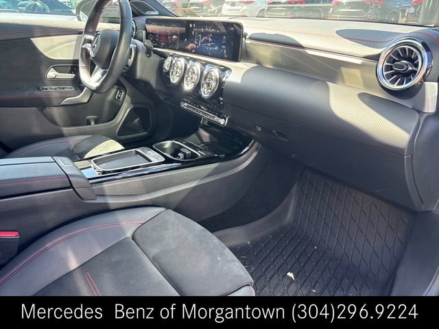 Used 2025 Mercedes-Benz CLA 250 4MATIC image 15