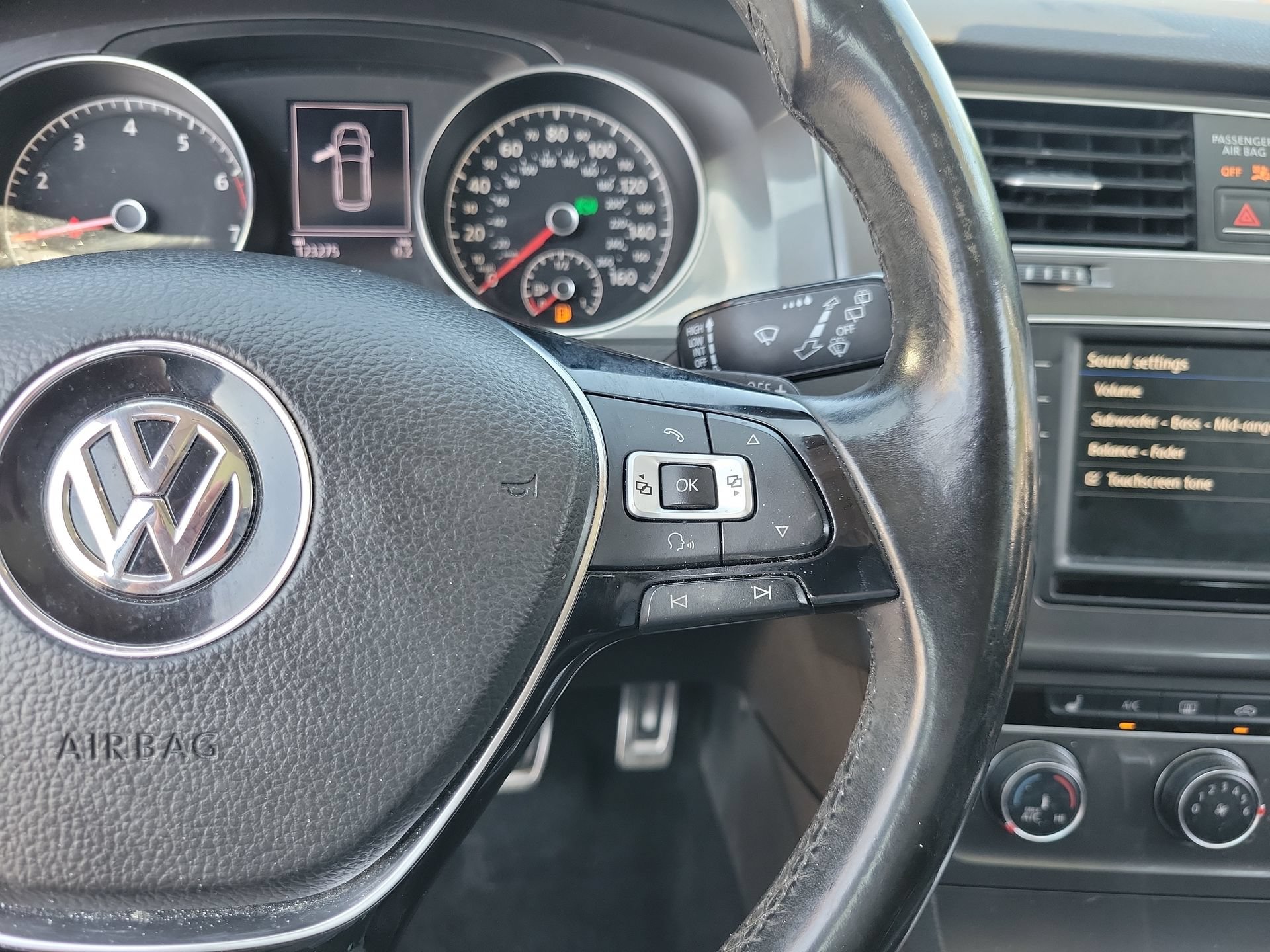Used 2017 Volkswagen Golf Alltrack SE AWD/4WD image 31