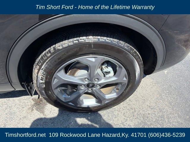 Used 2025 Ford Escape ST-Line AWD/4WD image 8