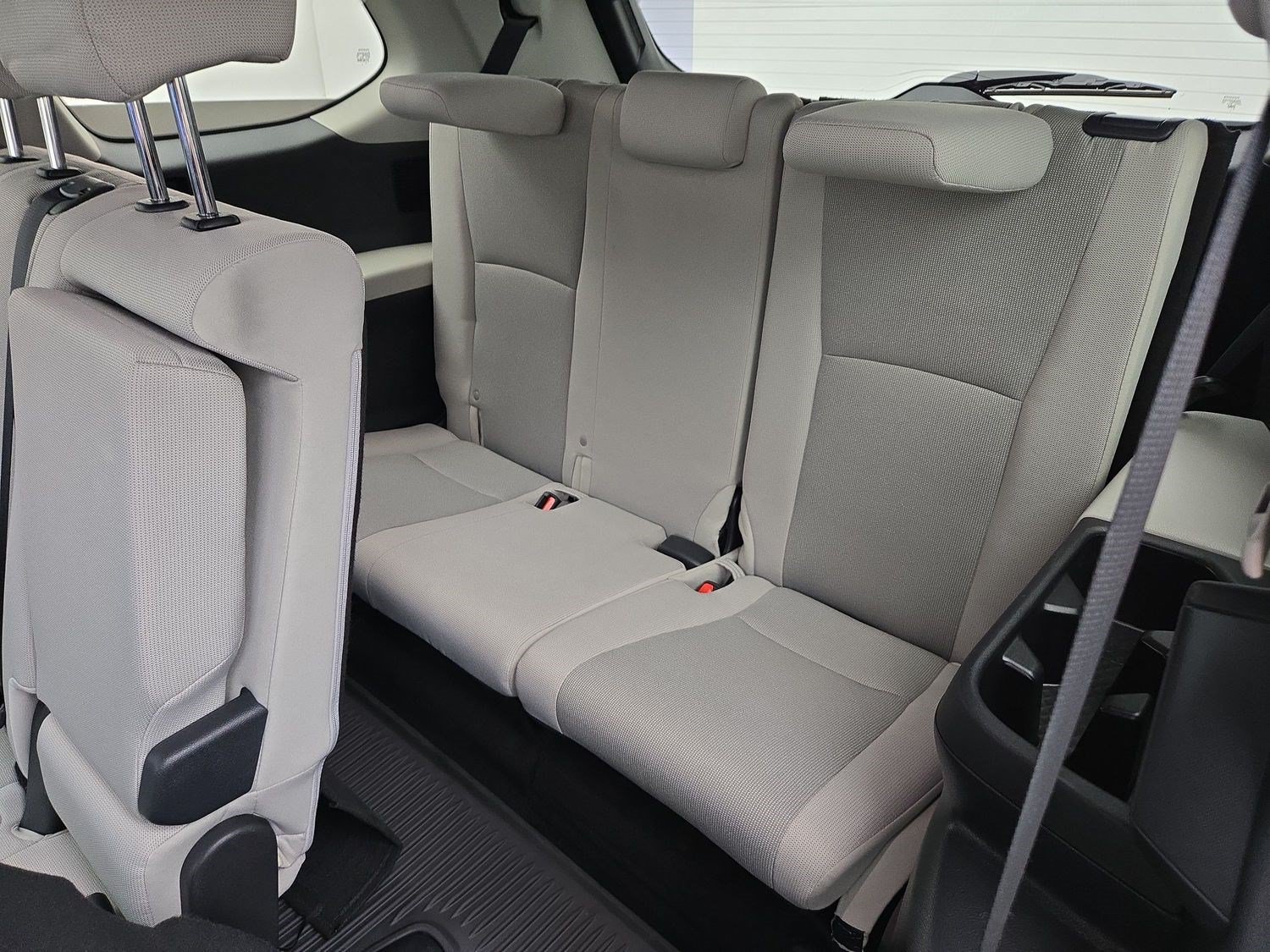 Certified 2025 Toyota Grand Highlander FWD image 19