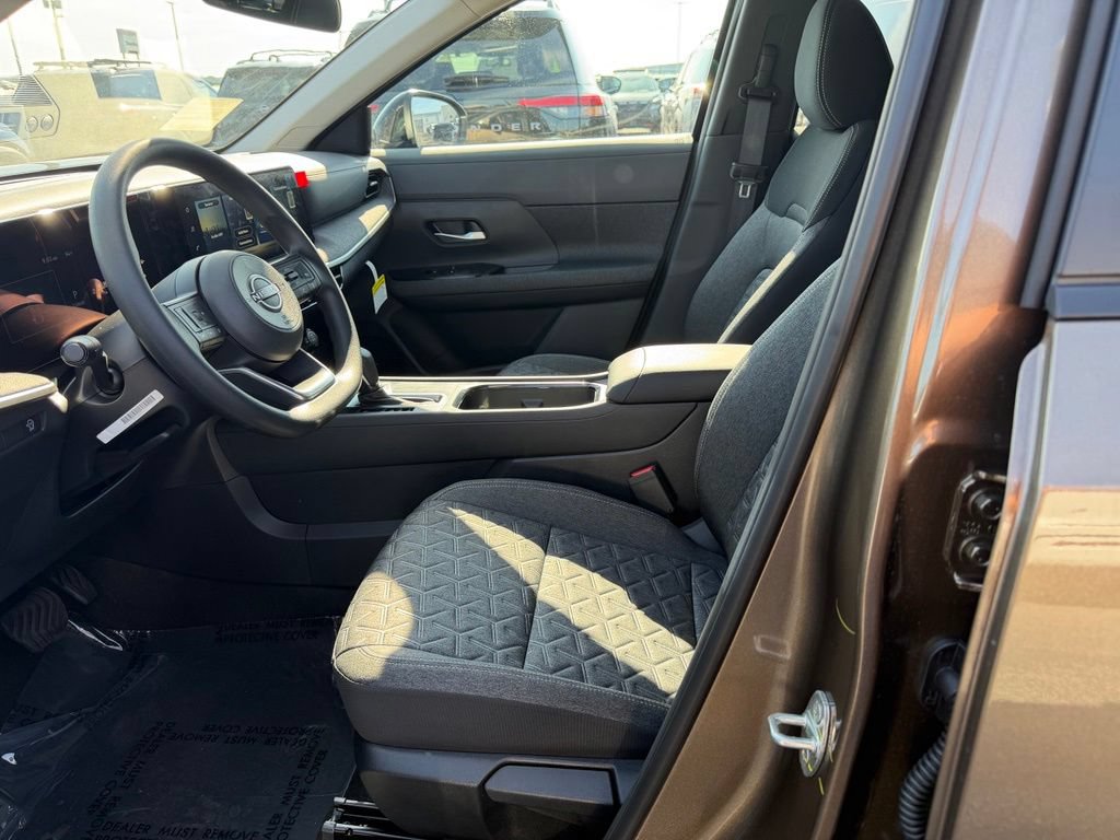 New 2026 Nissan Kicks SV w/ Cold Weather Package FWD image 26
