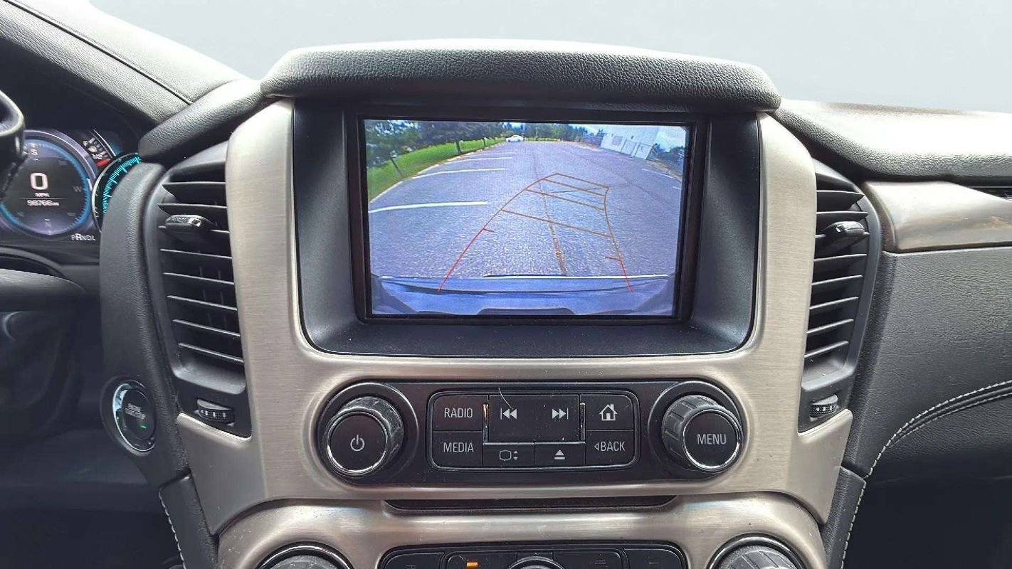 Used 2018 GMC Yukon Denali image 12