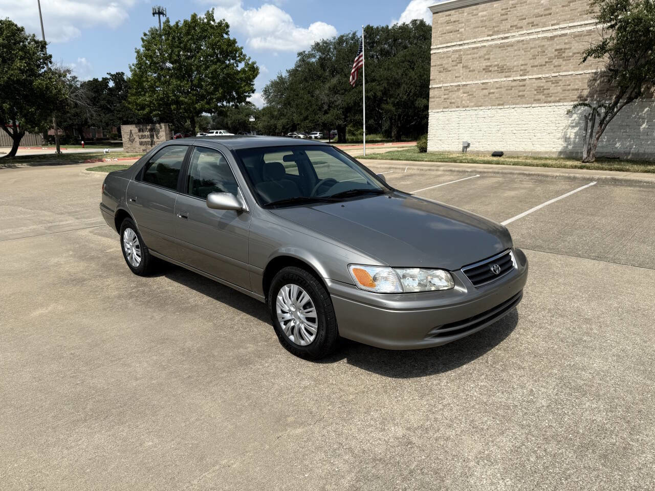 Used 2000 Toyota Camry CE