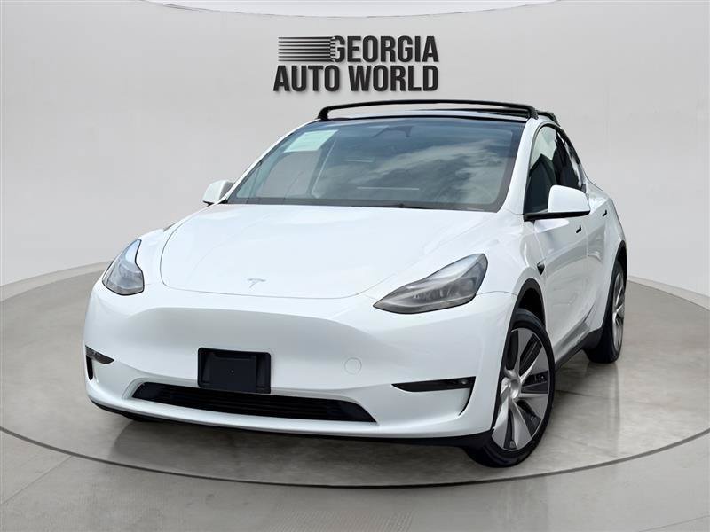 Used 2023 Tesla Model Y Long Range AWD/4WD image 1