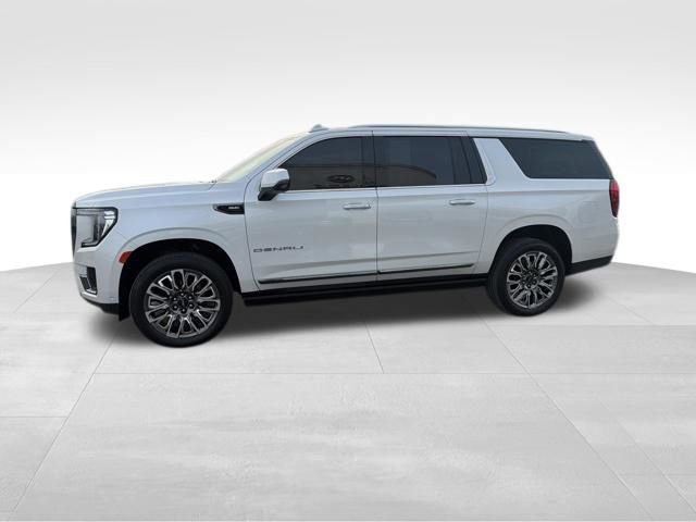 Used 2024 GMC Yukon XL Denali Ultimate image 7
