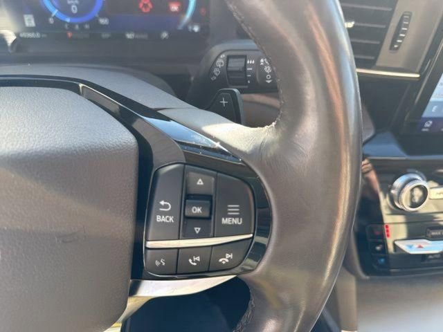 Used 2021 Ford Explorer Platinum image 28