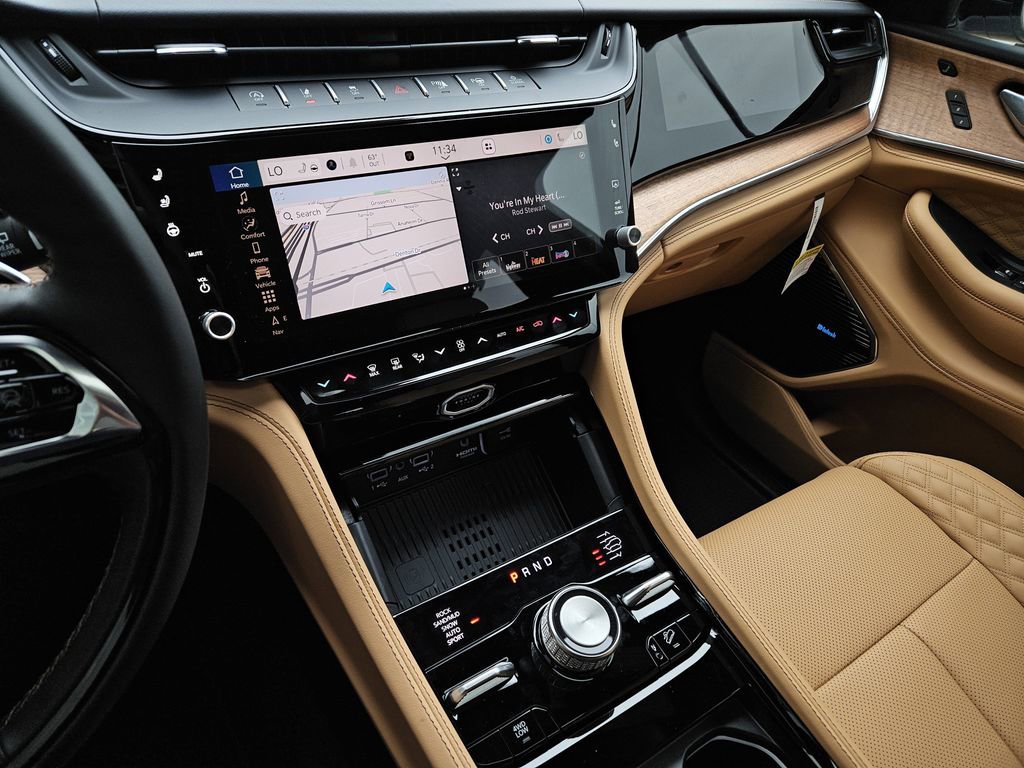 New 2026 Jeep Grand Cherokee Summit AWD/4WD image 19