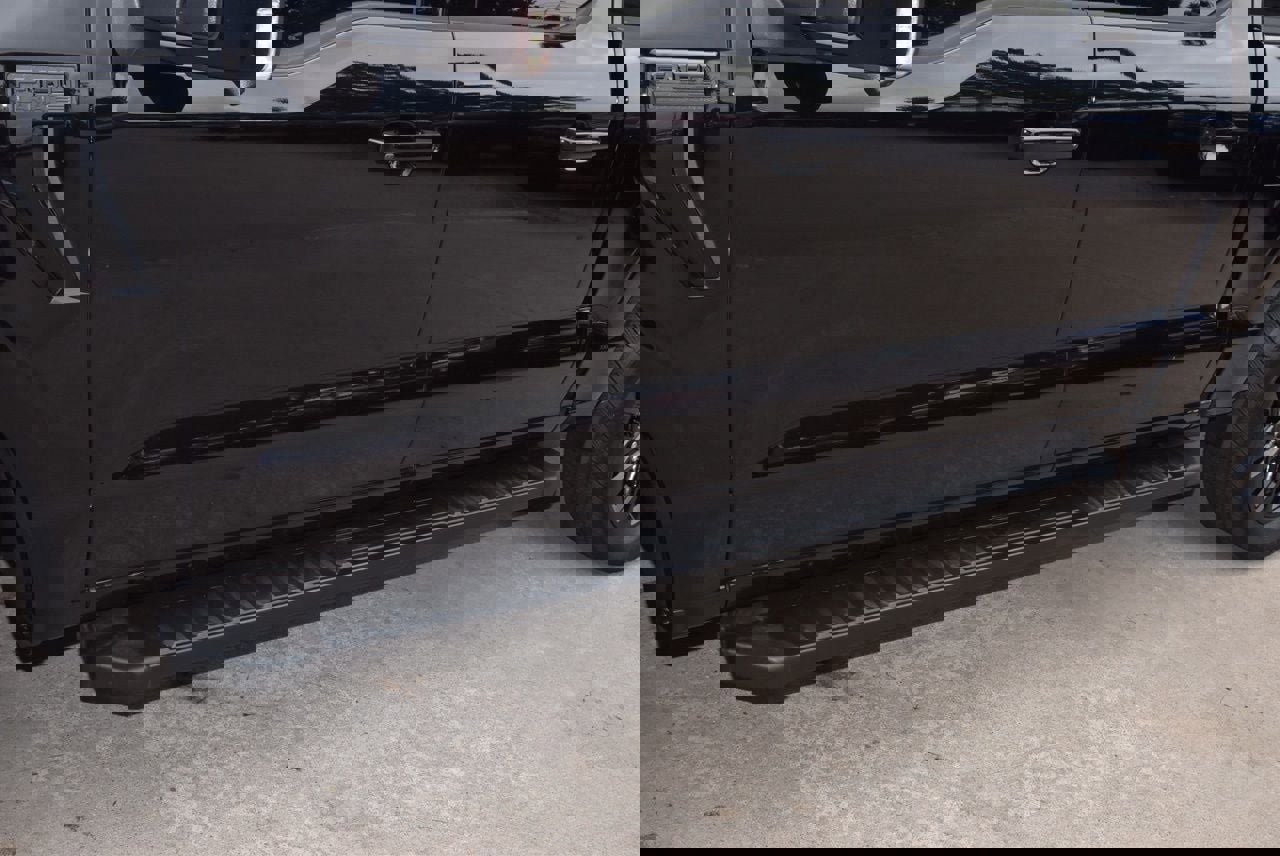 Certified 2025 Ford F150 Lariat w/ Equipment Group 501A Mid image 39