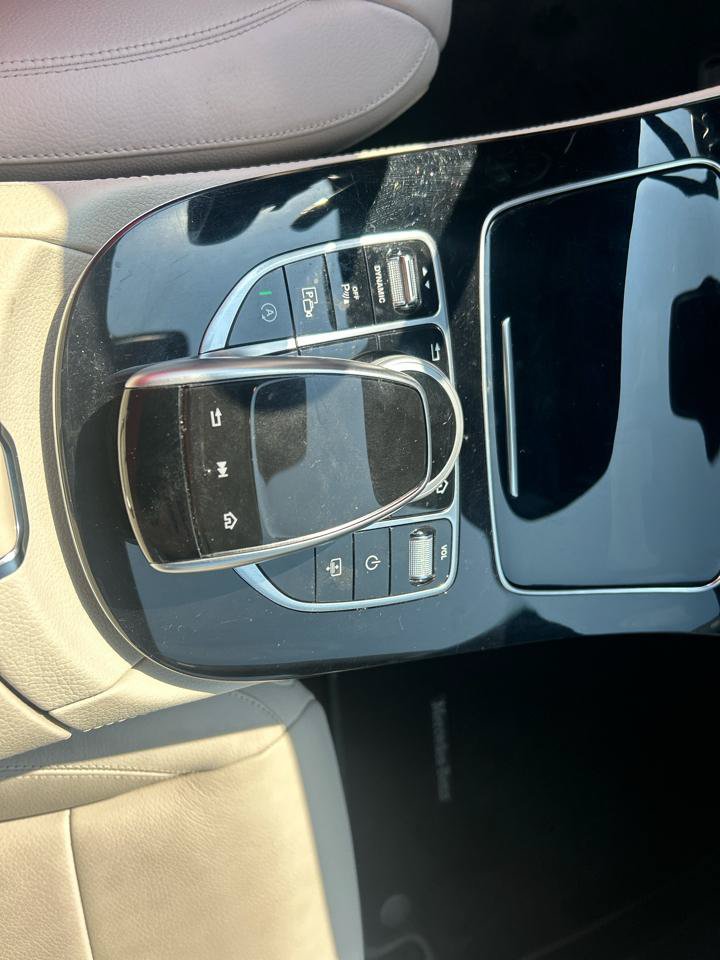 Used 2017 Mercedes-Benz E 300 image 18