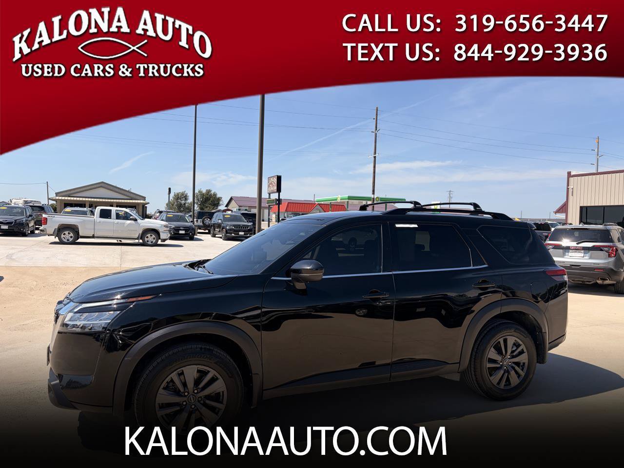 Used 2022 Nissan Pathfinder SV