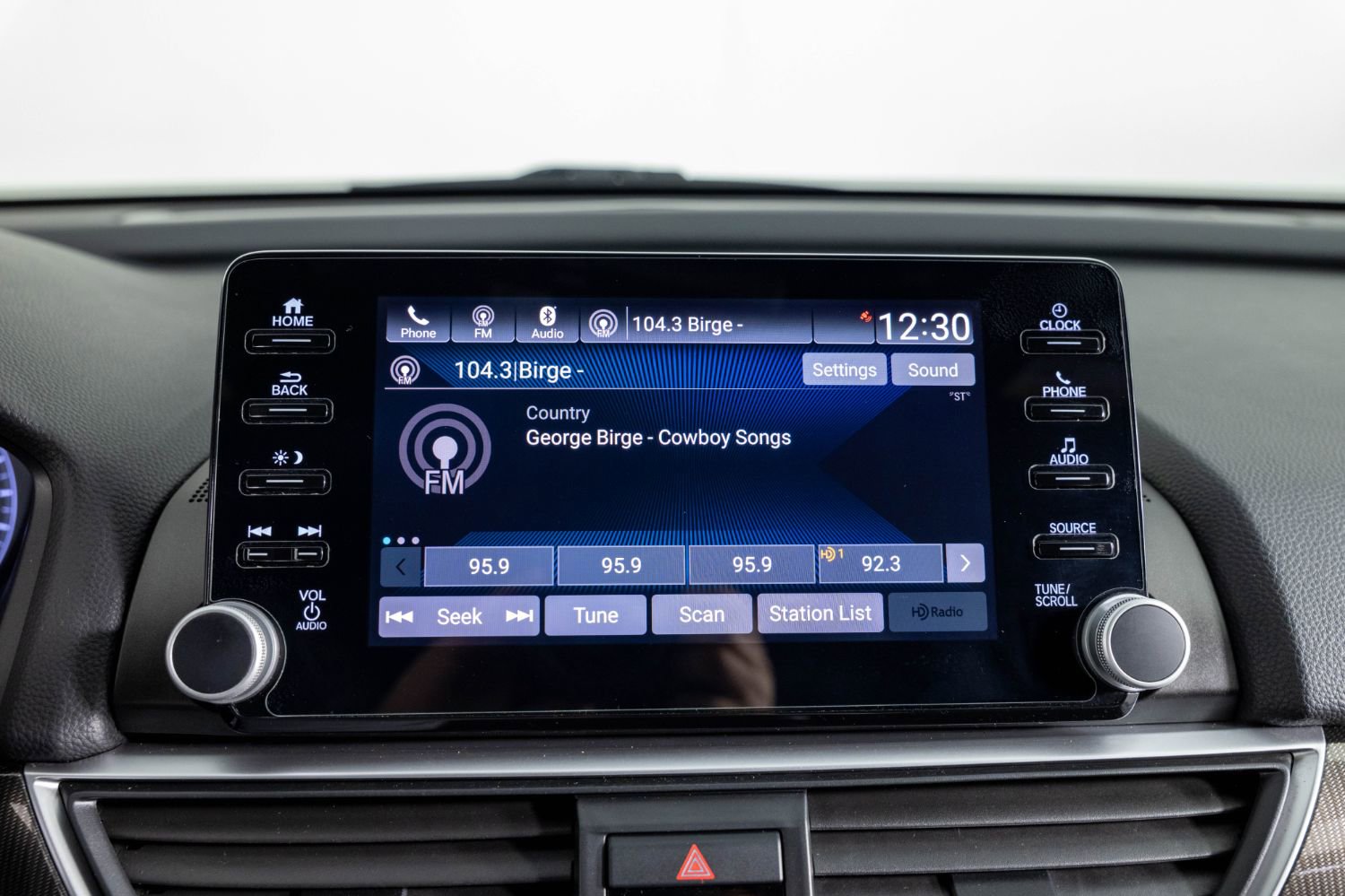 Used 2018 Honda Accord Sport image 36
