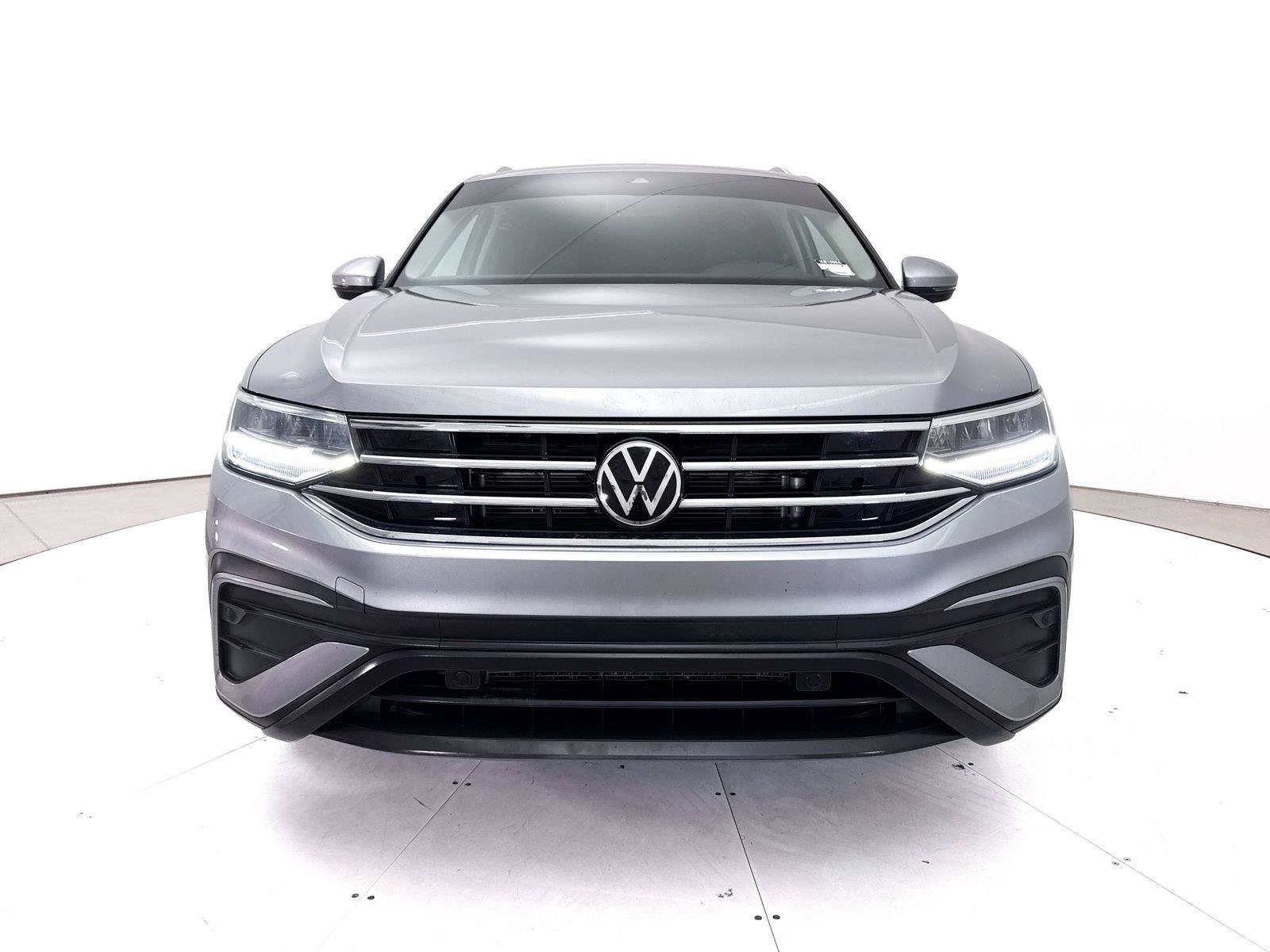 Used 2022 Volkswagen Tiguan SE FWD image 11