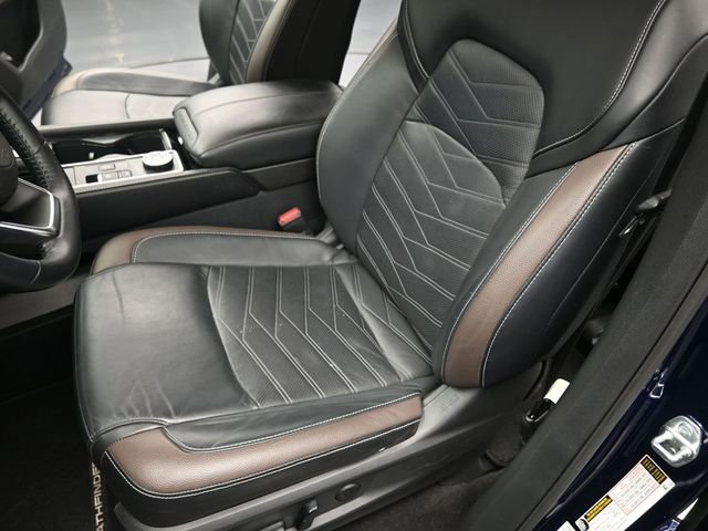 Used 2023 Nissan Pathfinder Platinum w/ Lighting Package (N93) image 19