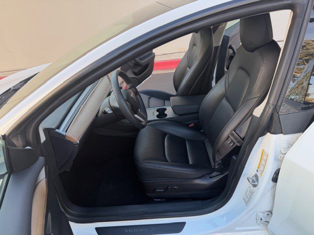 Used 2023 Tesla Model 3 Standard Range image 11