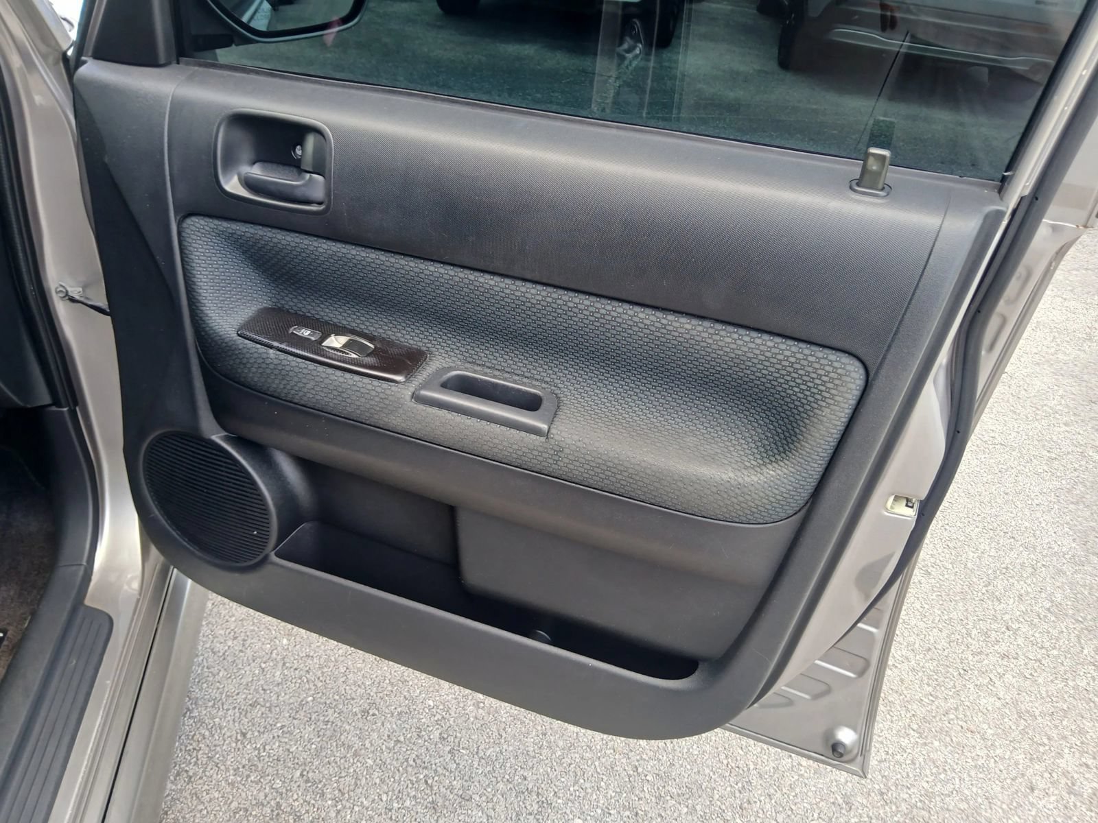 Used 2006 Scion xB FWD image 13